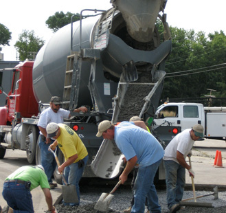 Demonstration of pervious concrete installation